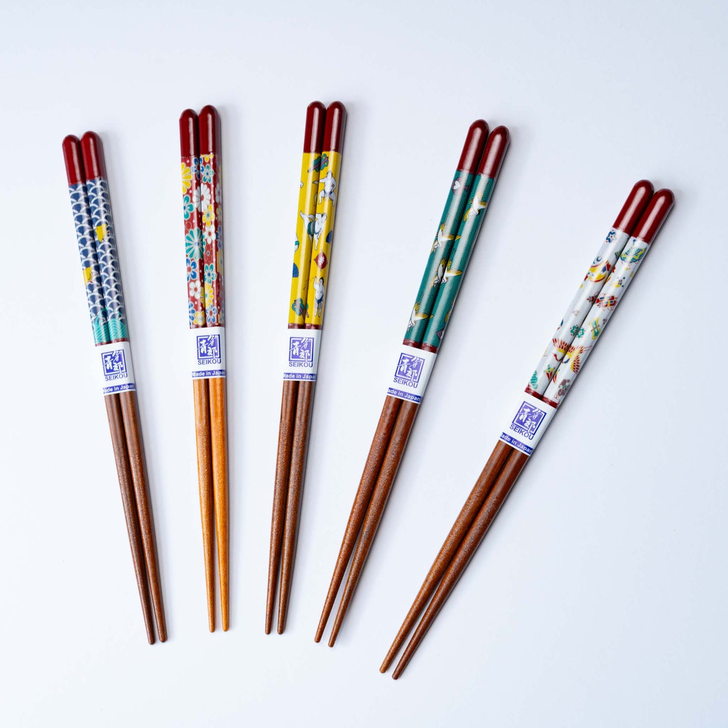 Seikou Kiln Kutani Iroe Wakasa Lacquer Chopsticks - Plum Chrysanthemum (Dishwasher safe)