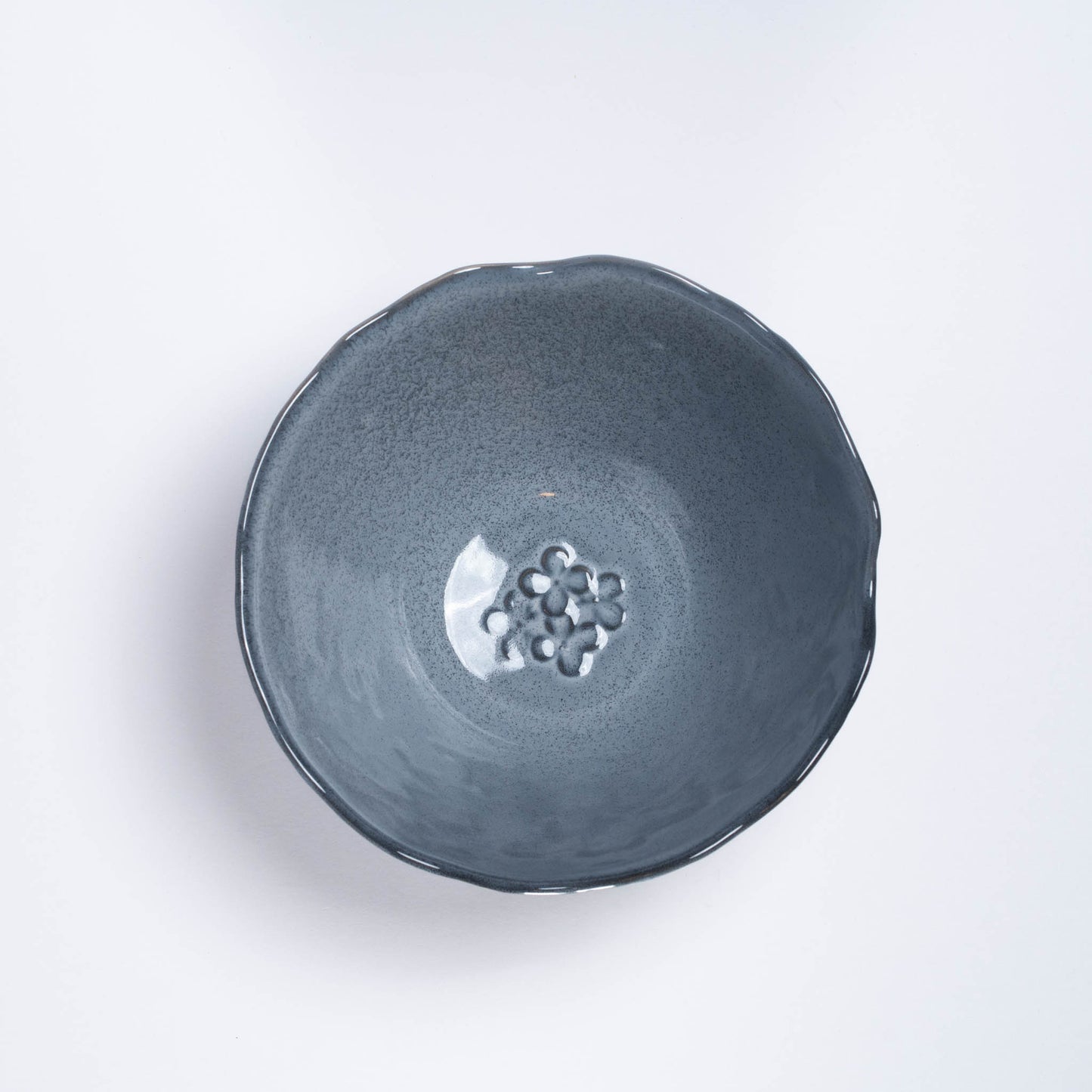 Aito Seisakusho Grey Floral Pattern Bowl- Large