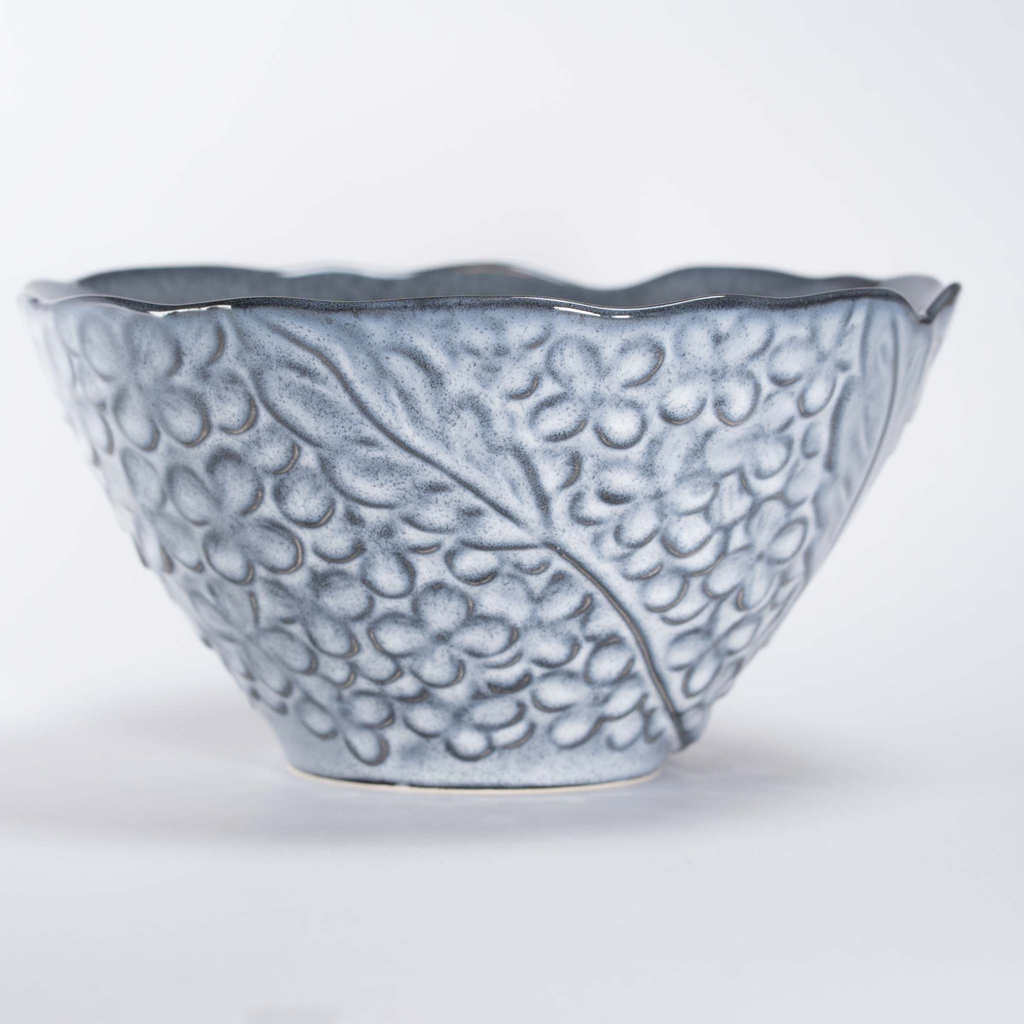 Aito Seisakusho Grey Floral Pattern Bowl- Large