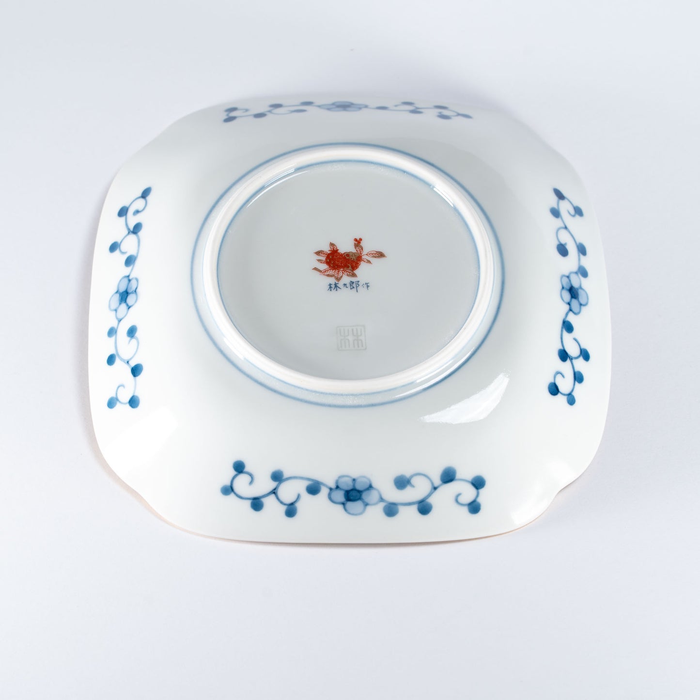Kuro Hayashi Old Imari Flowing Water Square Plate