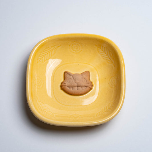 Seto ware acorn plate - Cat Bus
