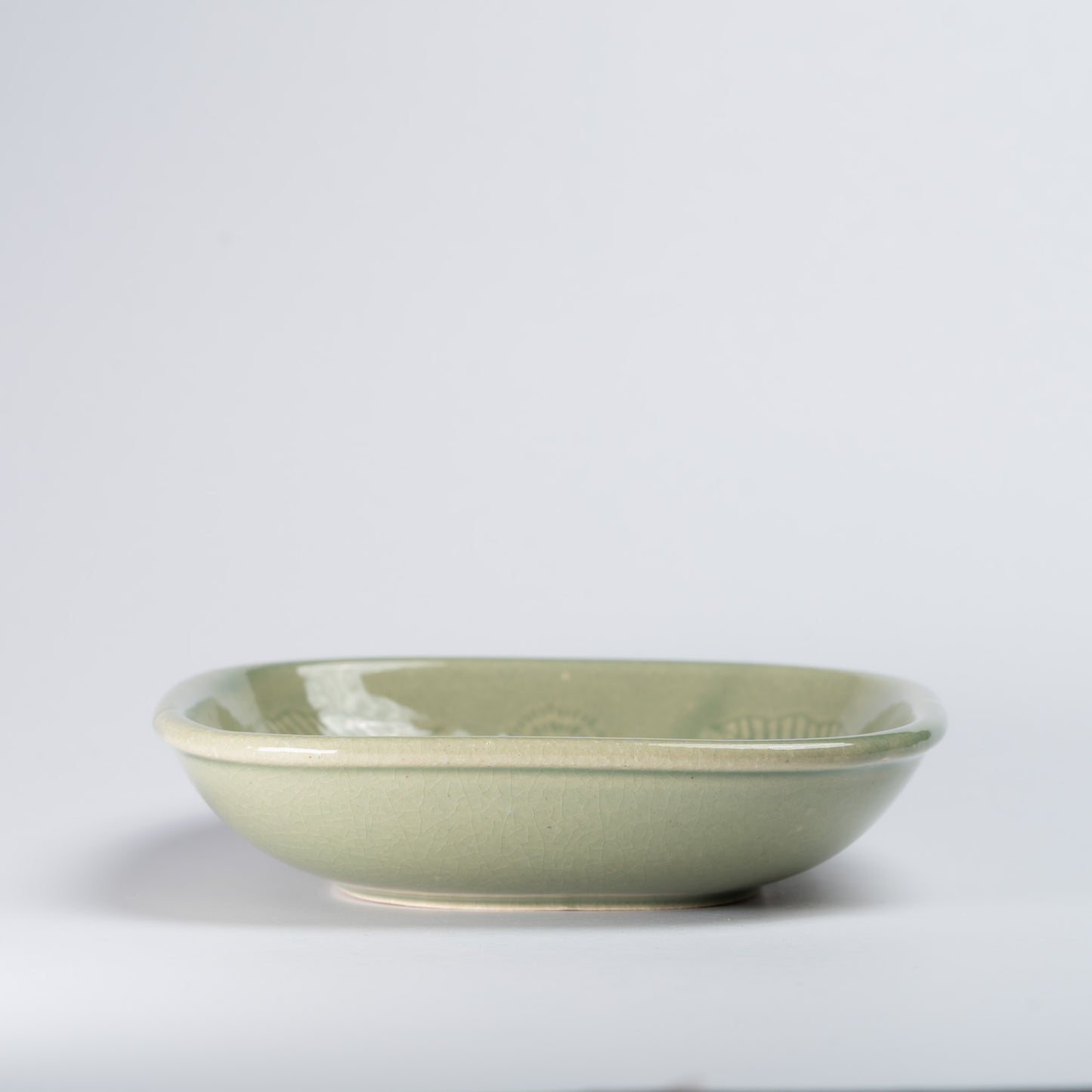 Seto ware acorn plate - Totoro