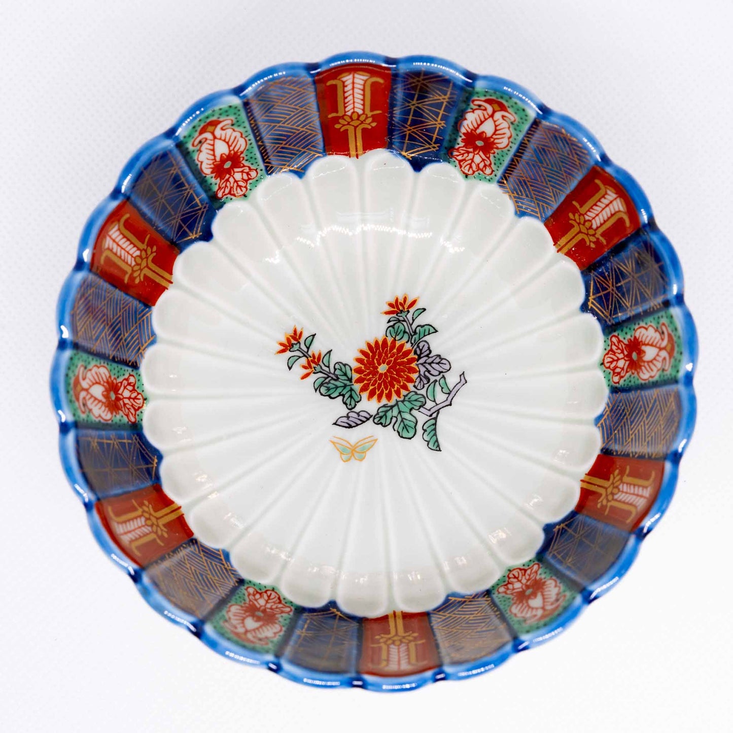 Rinkuro Kiln Old Imari Dyed brocade crest bowl