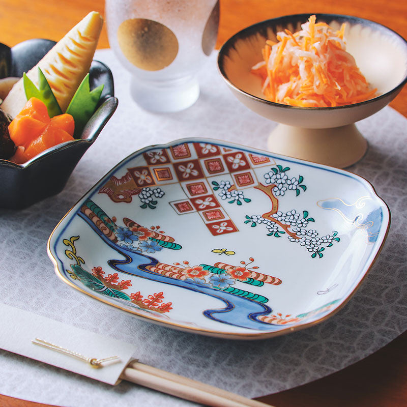 Kuro Hayashi Old Imari Flowing Water Square Plate